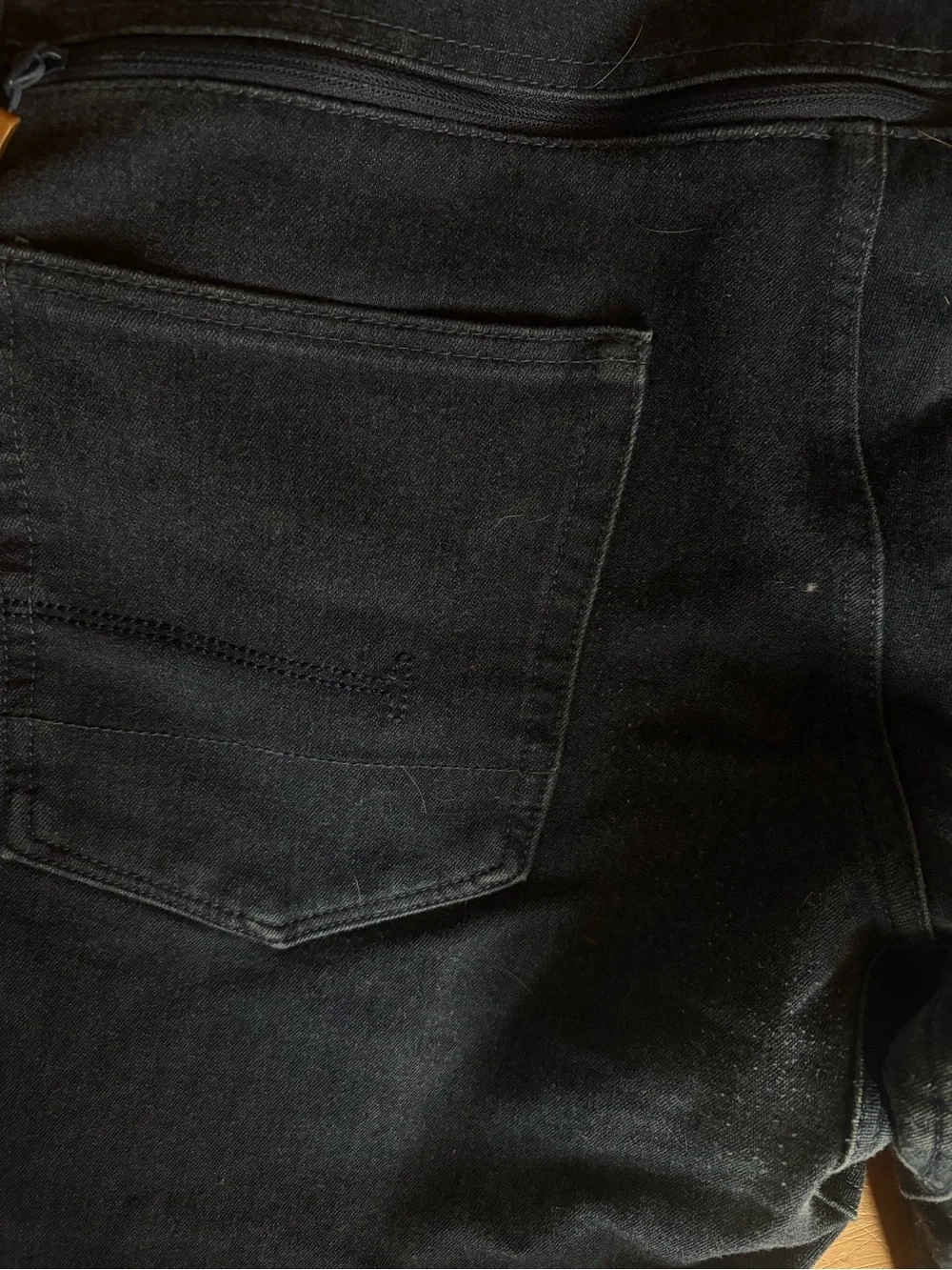 Norrona features stretch